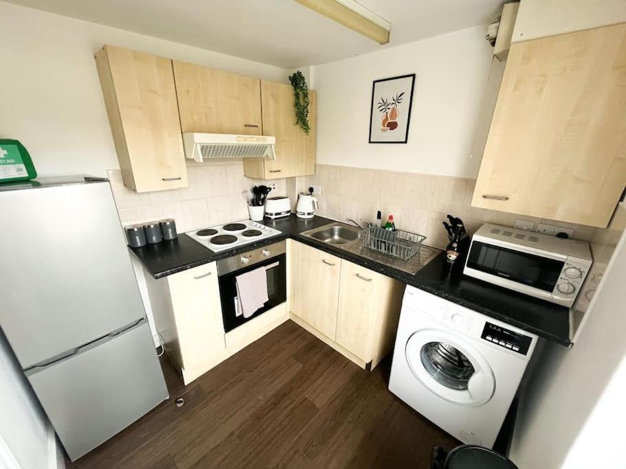 Lovely 1 Bedroom Flat In Gravesend Kültér fotó